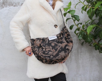 Bolso hobo con tapiz floral negro, bandolera vegana hippie de los años 70, 'Bobby'