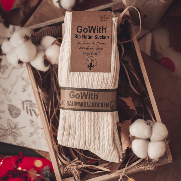 GoWith 4 Pairs Unisex Natural %97 Cotton Socks | Pure Combed Cotton | Seamless Bio Crew Cream Socks| For MEN And WOMEN