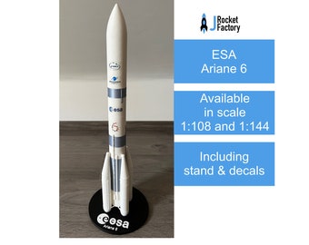 Ariane 6 dell'ESA Arianespace modello di razzo stampato in 3D in scala 1/108 e 1/144