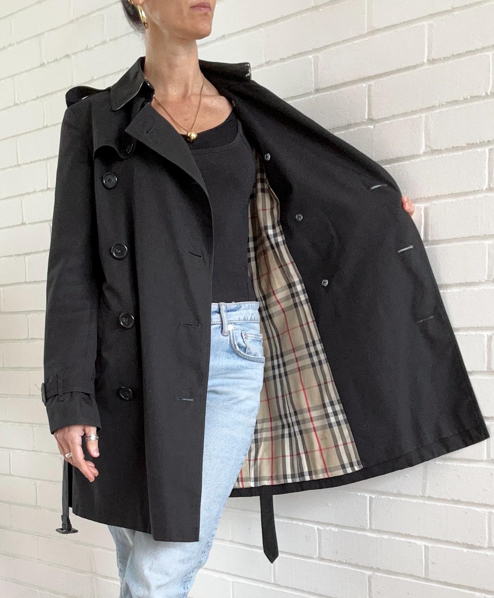 80's【Burberrys Black Trench Coat】 Burberry Trench Coat - Black - Belt - Women 6 Uk (34 Eur