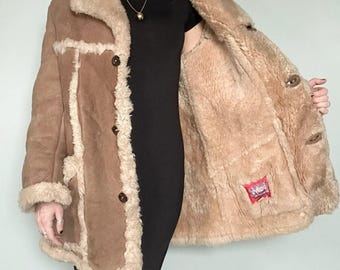 Casaco/Jaqueta de Pele de Carneiro Autêntica - Tamanho Feminino 14 - Vintage - Bege