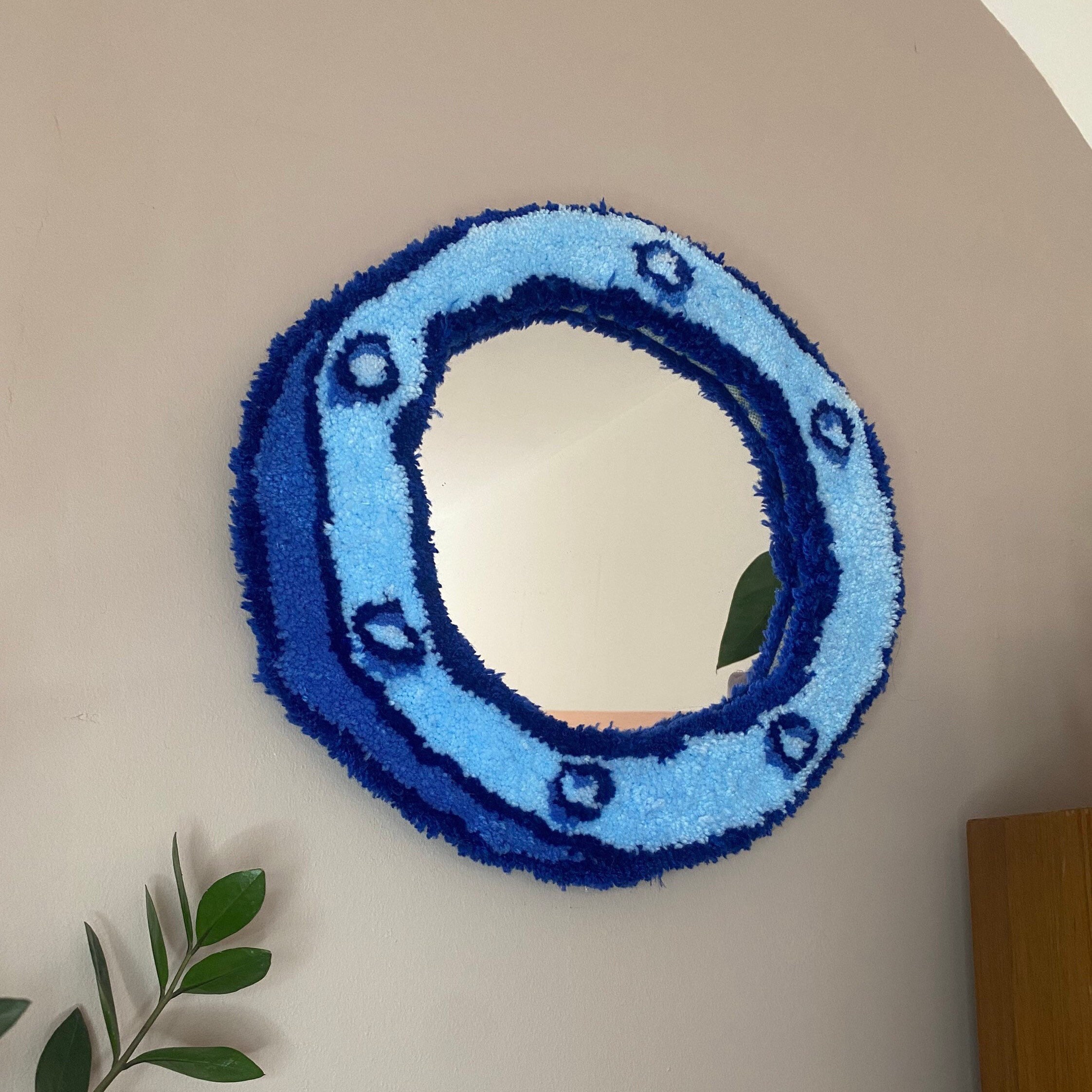 Porthole Tufted Mirror Personalised Round Rugs Hand Tufted Etsy
