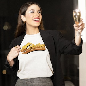 Women&#39;s L&#39;chaim Funny Jewish T-Shirt - Retro 80s Designed Hebrew Shirt