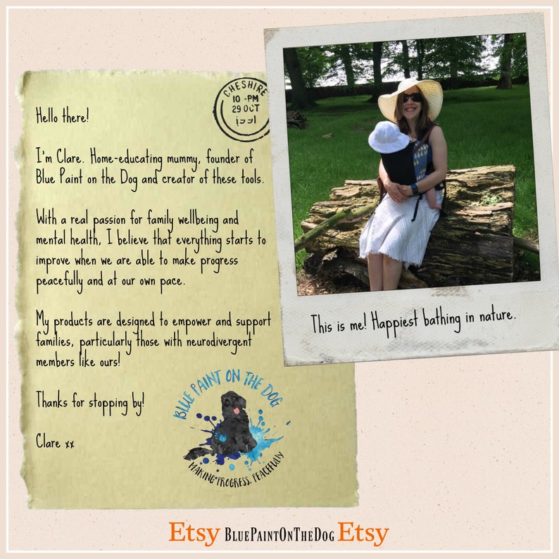 Op de afbeelding: Een vrouw en een kind zitten op een boomstam in een bos. De vrouw draagt een witte jurk en een brede hoed. Het kind draagt een witte hoed en een blauwe en witte draagzak. De tekst "This is me! Happiest bathing in nature." is zichtbaar op de afbeelding. De tekst "Blue Paint on the Dog" is zichtbaar op de afbeelding.