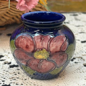 英国W.MOORCROFT「モークロフト」社の装飾陶芸品ー花瓶 Moorcroft Vase - Etsy Canada