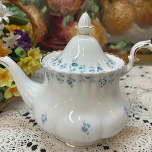 Théière vintage Royal Albert, Memory Lane, porcelaine tendre, floral 6 tasses