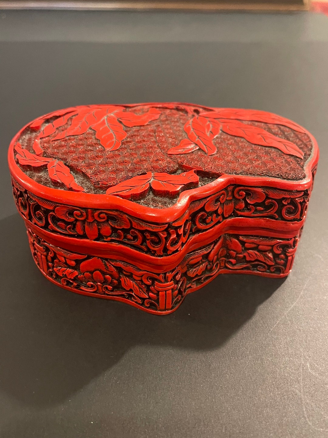 il_1080xN.3708288779_dmwd.jpg Antique Japanese Hand-Painted Cinnabar-Red Lacquered Box No Key main image 0