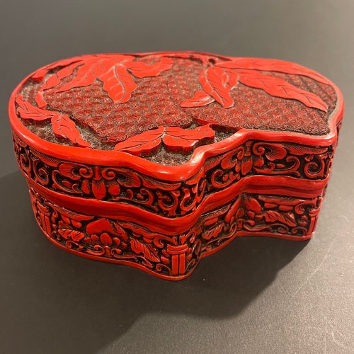 Vintage Chinese Red Cinnabar Lacquer Box, Hand Made Carved Jewelry Box, Treasure Box, Storage Box, Republic shops of China, Home Decor, Gift
