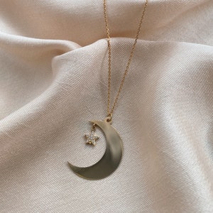 14K Gold Cresment Necklace