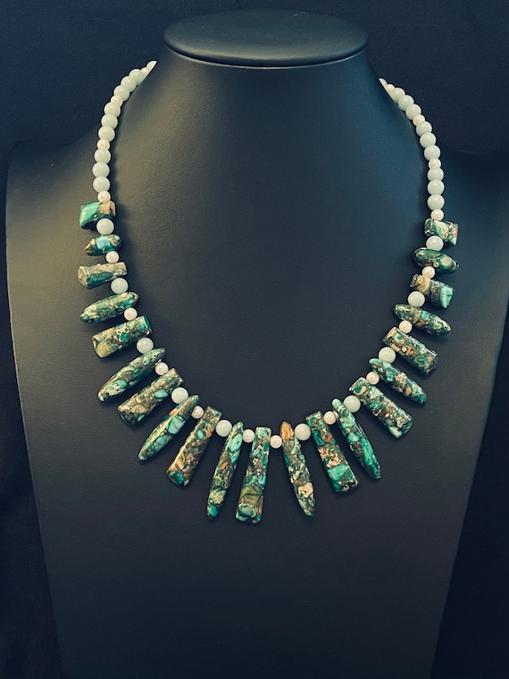 Vintage Polished Green Turquoise Beaded Necklace - image 1