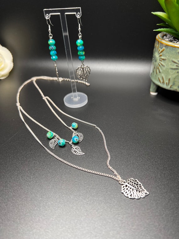 Multi Greens Silver Leaf Charm Earring and Necklace Set