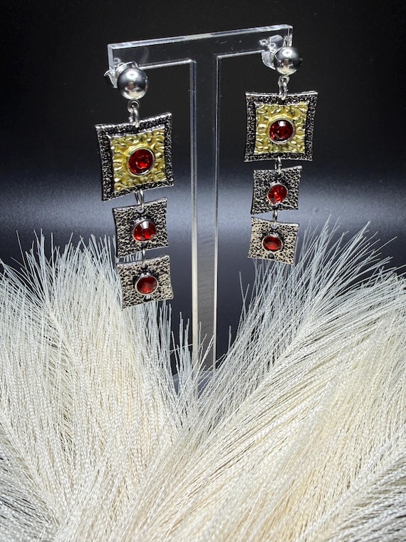 Siam Crystal Antique Silver Triple Pendant Dangle Earrings