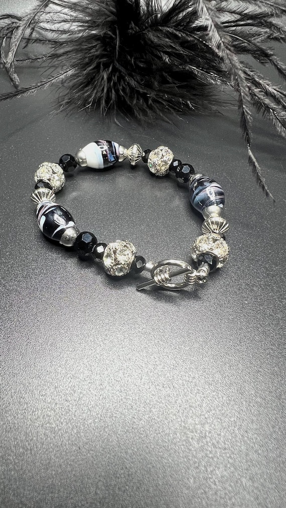 Silver Beaded Bracelet, Blue Beaded Bracelet, Handmade Boho Jewelry, Beaded Jewelry, Silver Bracelet, Gift for Her