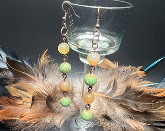 Orecchini pendenti con perline di pietra verde: orecchini a goccia boho in rame