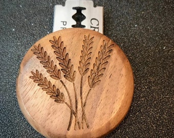 UFO BREAD LAME Wood is engraved a wheat bunch, 48 mm diameter & Thick 12 mm easy scoring bread. Gift for baker or valentine's day