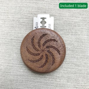 BREAD LAME WOOD is engraved a wheat tornado, 48 mm diameter & Thick 12 mm easy scoring bread. baker&#39;s gift. Great gift for valentines&#39;s day