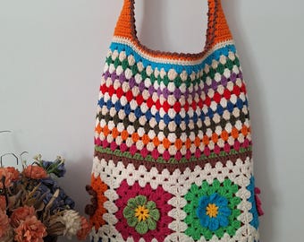 Ręcznie robiona na szydełku kwadratowa torba babci – kolorowa torebka na ramię w stylu boho