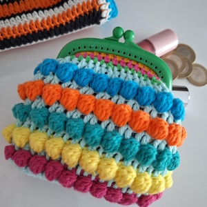 Bunt gehäkelte Geldbörse mit Popcorn | Gefütterte Clutch mit Baumwollgarn und Kunststoff Kiss Lock | 13 x 10 cm Handgemachte Beutel