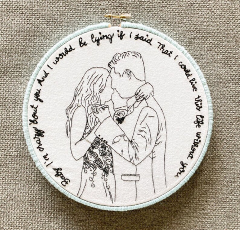 Retratos bordados a mano - Estilo minimalista - Regalo personalizado, regalo de boda, regalo de compromiso imagen 4