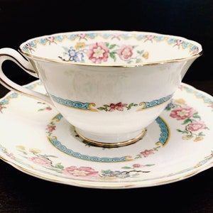 Grosvenor Bone China Wu Ting Teacup & Saucer Multicolor Floral Made in England