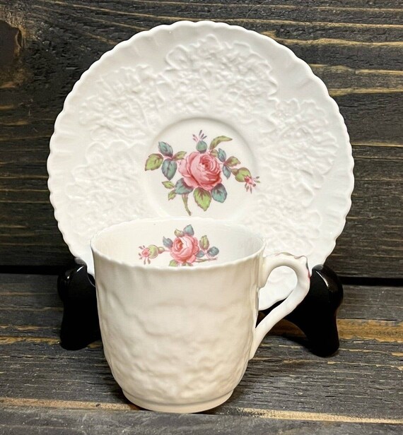 Vintage 1940s Spode Billingsley Rose Tea Cup and Saucer Set Vintage 1940s Spode Billingsley Rose Tea Cup and Saucer Set