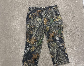 Mossy Oak Camo Cargo Pants: Y2K Outdoorcore Utility Trousers (39.5" Waist, 28" Inseam)