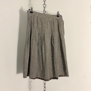 Vintage Houndstooth Knee Length Wool Skirt / Pleated Houndstooth A Line Skirt