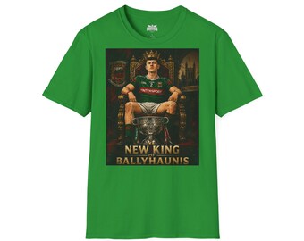 New King Ballyhaunis T-Shirt | Gaelic Football Player Throne Portrait