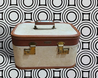 Vintage Aero Pak Train Case Suitcase