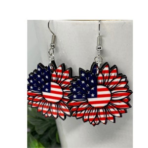 Flag Earrings,  Flag Earrings, 4th of July Earrings, Memorial Day Earrings, patriotic Earrings, American Flower Earrings