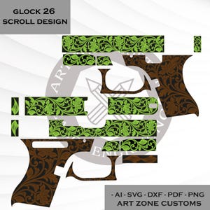 Puede incluir: Un diseño de desplazamiento Glock 26 con patrones florales verdes sobre un fondo negro. La empuñadura y otras partes presentan un diseño floral marrón. El texto "GLOCK 26 SCROLL DESIGN" está en la parte superior y "ART ZONE CUSTOMS" en la inferior.