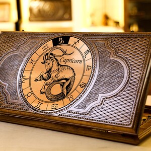 Backgammon Set Steenbok Zodiac Sign / Gepersonaliseerd / Klassieke maten / Volledige set / Gratis snelle Express verzendoptie