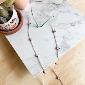 Smiley flower glasses chain