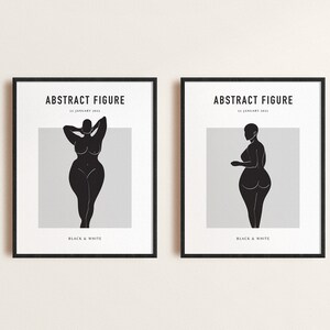 Pu&ograve; includere: Due stampe artistiche incorniciate con illustrazioni di figure astratte in bianco e nero. Ogni stampa ha una cornice nera, con il testo "ABSTRACT FIGURE" e "BLACK & WHITE". Le figure sono su uno sfondo grigio chiaro.