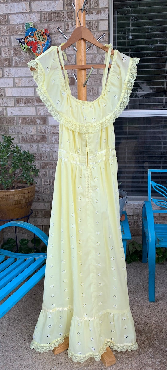 Vintage 1970’s Handmade Lemon Yellow White Eyelet 