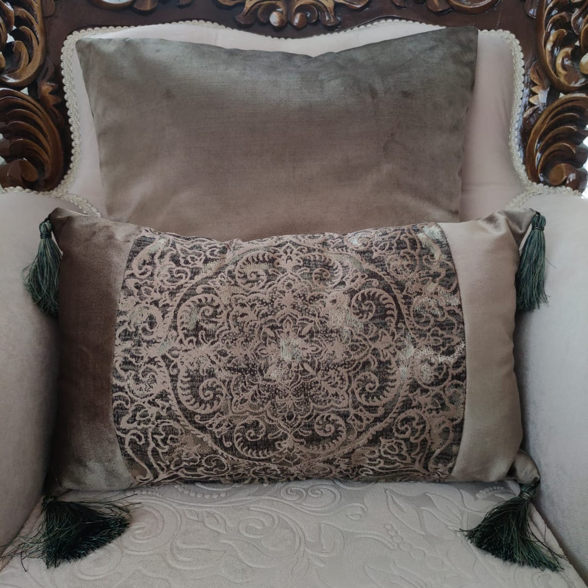 Cuscino In Velluto A Forma Di Fiocco Rotviolett - Foto 4