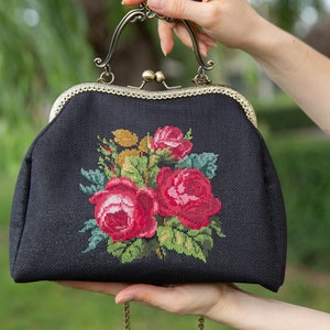 Hand Embroidery Tote Bag Canvas Shoulder Bag with Flower Embroidery Pattern Flower Bag Hand Embroidered Linen Bag Handmade Tote Bag image 2
