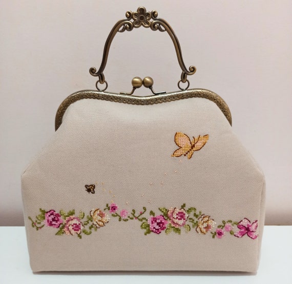 New Fashion Embroidery Women Small handbags National Floral Embroidered  Lady Top-handle bags Single-layer Beading Falp Carrier