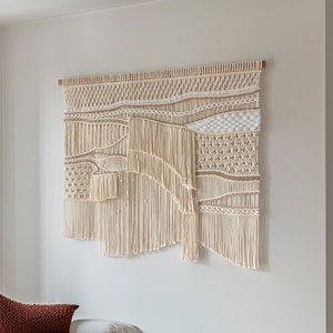 Beige Makramee Wandteppich, Großer Makramee Wandbehang, Strukturierter Makramee Wanddekor, Abstrakter Makramee Wandbehang, Wohnzimmer Wandkunst