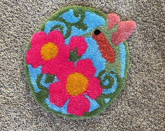 Hummingbird ~ handmade tufted wall hanging