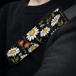 Retro Daisy Flower Car Seat Belt Covers, Cute Floral Seat Belt Strap Cover, Car Seat Belt Pad, Aesthetic Car Accessories Car Decor Gift