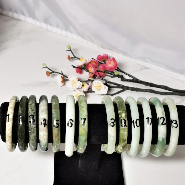 Natuurlijke Chinese Hand Gesneden Jade Bangle Vintage Sieraden Donker Lichtgroen Maat: ongeveer 53 ~ 64 mm binnendiameter, 8 ~ 12 mm dik