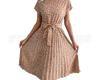 Robe trapèze plissée florale d'été pour femmes à la mode