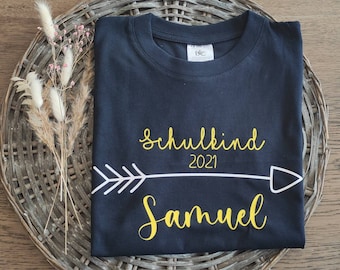 SCHULKIND T-shirt for school beginners personalized with name
