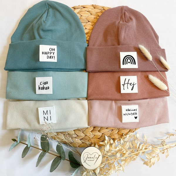 Statement Beanie / Mütze Set/ Dreieckstuch/ mit Liebe genähte und personalisierte Hipster Beanie für Kinder und Erwachsene