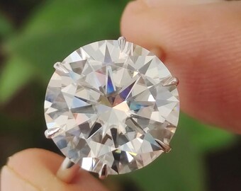 6 CT Round Color Less Moissanite Engagement Ring / Classic 6 Prong Solitaire Diamond Ring / Gorgeous Promise Ring/ Unique Anniversary Gift