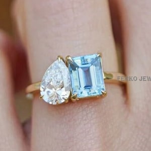 Pear Cut moissanite Toi Et Moi Ring/Aquamarine and moissanite Two Stone Ring/Emerald cut aquamarine Engagement Ring/14K Gold Wedding Ring