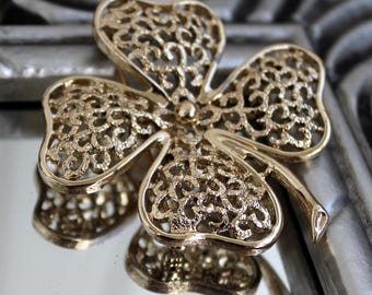 Vintage SARAH COVENTRY four leaf clover brooch Good luck pin gold tone Sarah Cov jewelry Gift for good friend