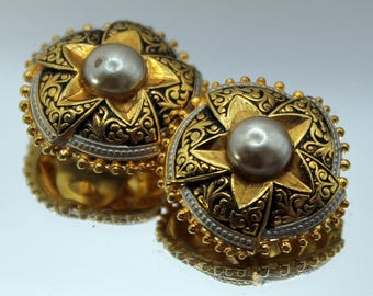Vintage Damascene clips Gold black round button clip on earrings with pearl Spanish costume jewelry