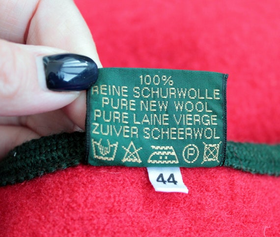 Vintage embroidered dirndl vest size XL Red green… - image 10